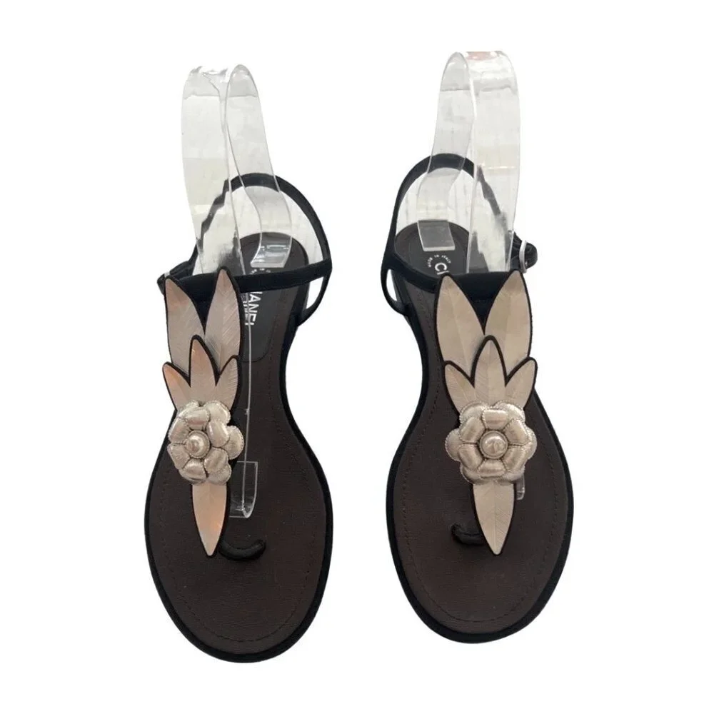 Chanel Limited Edition metallic thread flower pearl thong sandals size 38